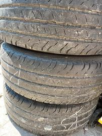 Gomme e cerchi in ferro ducato