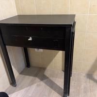 Mobile porta computer Ikea nero