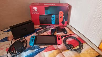 Nuovissima Console Nintendo Switch Blu e Rossa 