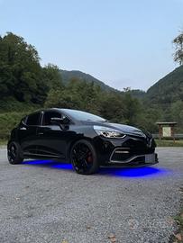 renault clio 4 rs trophy 