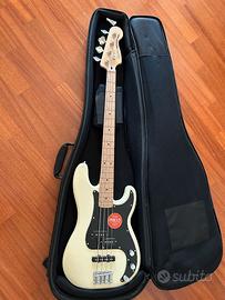 Basso Fender Squier Affinity Precision + custodia