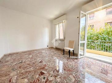 4 LOCALI A REGGIO NELL'EMILIA