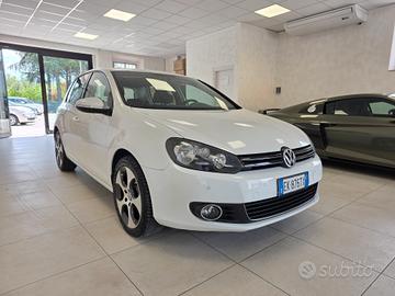 Volkswagen Golf 1.6 TDI DPF 5p. Highline