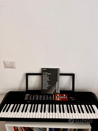 Tastiera Yamaha PSR F51
