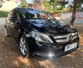 Mercedes-benz B 180 B 180 CDI Automatic Premium