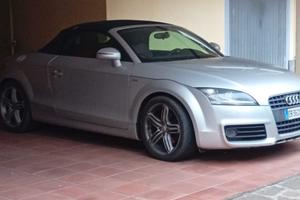 Audi TT 2.0 TFSI Roadster S-line