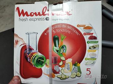 Robot da cucina Moulinex trita ed affetta verdure