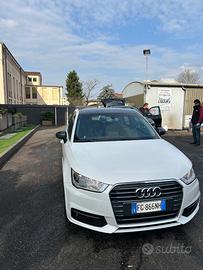 Audi A1 1.4 TDI S tronic (cambio automatico)