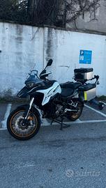 Qj Motor SRT 700X