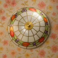 Plafoniera in mdreperla molto bella.