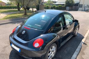 VOLKSWAGEN New Beetle - 2008