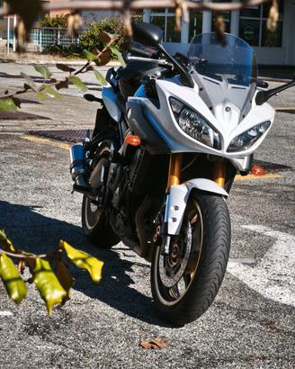 YAMAHA FAZER 800
