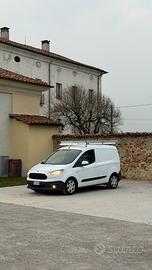 Ford Transit Courier Anno 2015 Km 138.000