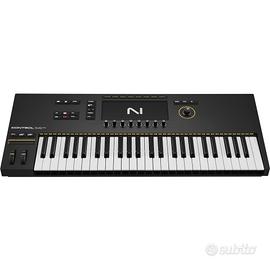 komplete Kontrol S49 MK3 tastiera