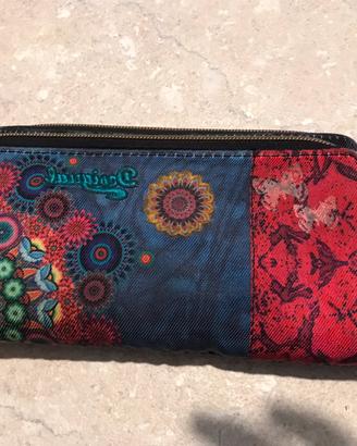 Portafoglio donna Desigual