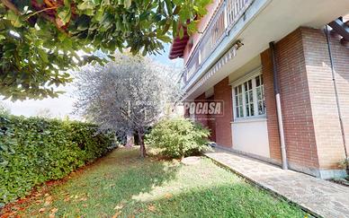 APPARTAMENTO DI 130MQ IN VILLA DI CON TERRAZZO E G
