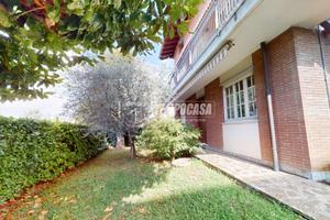 APPARTAMENTO DI 130MQ IN VILLA DI CON TERRAZZO E G