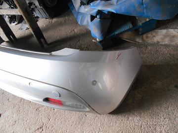 paraurti posteriore lancia y  sensori parcheggio