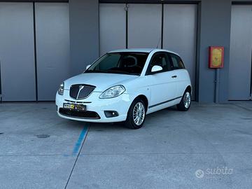 Lancia Ypsilon 3 Porte Ypsilon 1.2 8v Platinum 69c