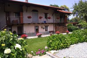 Rustico / Casale di 265 m² con più di 5 locali e b