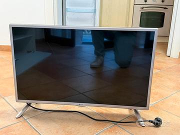 TV LG 32” LED HD Ready (usato) (no smart, no tele)