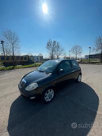 Lancia Y automatica – unico proprietario benzina