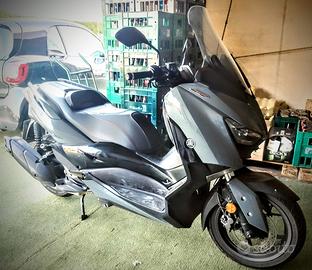 Yamaha X-Max 125 techmax 2022