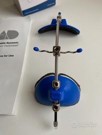 Maschera facciale dinamica per correzione denti