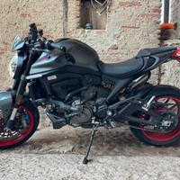 Ducati Monster 937 +