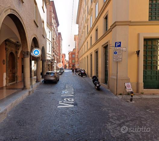 Bilocale in pieno centro storico