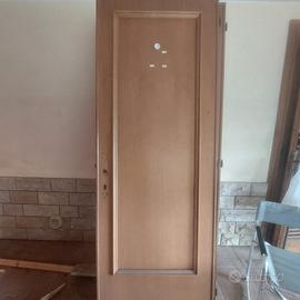 3 porte di legno