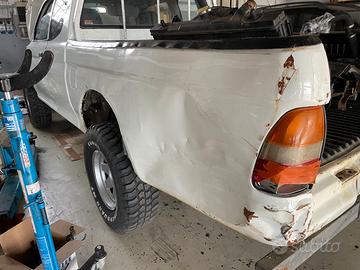 PEZZI DI RICAMBIO MITSUBISHI L200 1998 2.5D 73KW