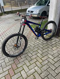 Downhil scoot gambler 2017