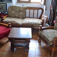 Salotto in legno massello: 1 divano + 2 poltrone