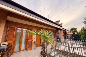 Villa di 201 m² con più di 5 locali e box auto dop