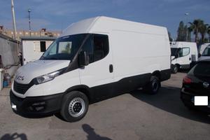 Iveco daily 35s14 anno 2021 furgone e.6