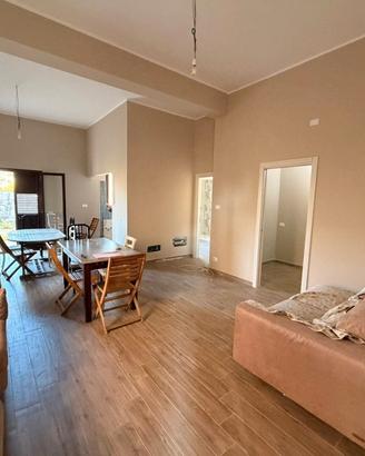 Appartamento Ristrutturato Saracinello 120 Mq