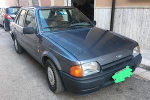 Ford escort ghia 1300 iscritta ASI