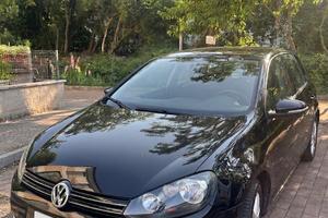 VW Golf sesta serie 1.6 TDI 105 cv Highline