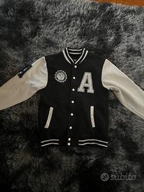 Felpa versity nera e bianca stile collage unisex S