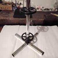 Totem Porta cerchi-pneumatici