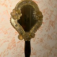 Specchio con manico da parete in vetro di Murano