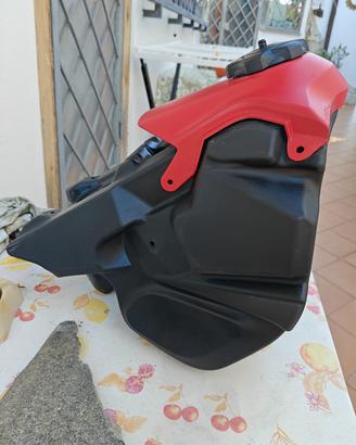 serbatoio gasgas cross 2023 in poi