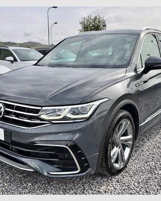 VOLKSWAGEN Tiguan 2.0TDI R-LINE FULL LED NAVI AID