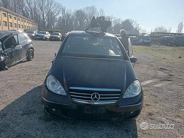 Mercedes Classe A W169 Demolita - Per Ricambi