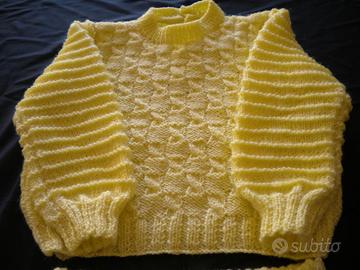 MAGLIONCINO PER BAMBINI FATTO A MANO 6-9 MESI