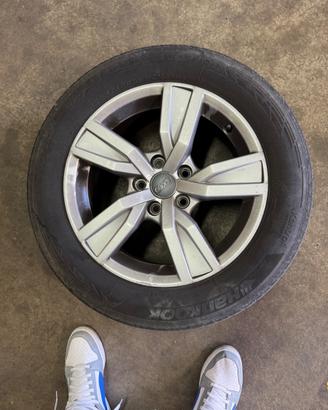 4 cerchi in lega Audi A4 + gomme invernali