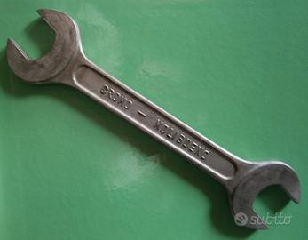 Chiave 32/35 mm, modello "Aquila", a FORCHETTA