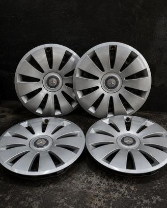 4 cerchi originali Mercedes-Benz con copricerchi (