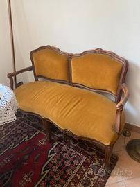 Divano e poltroncine